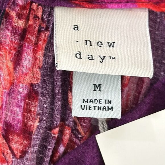 Grannycore Floral Midi Dress Size Medium Pockets Long Sleeve NWT - Picture 11 of 12